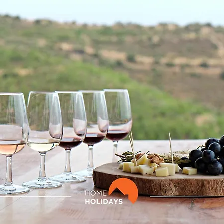 #304 - House By Holidays Apartment *